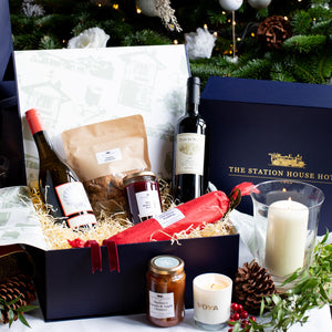 Station House Gift Box & Wrapping